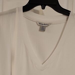 Tommy Bahama Cream V-Neck Tee